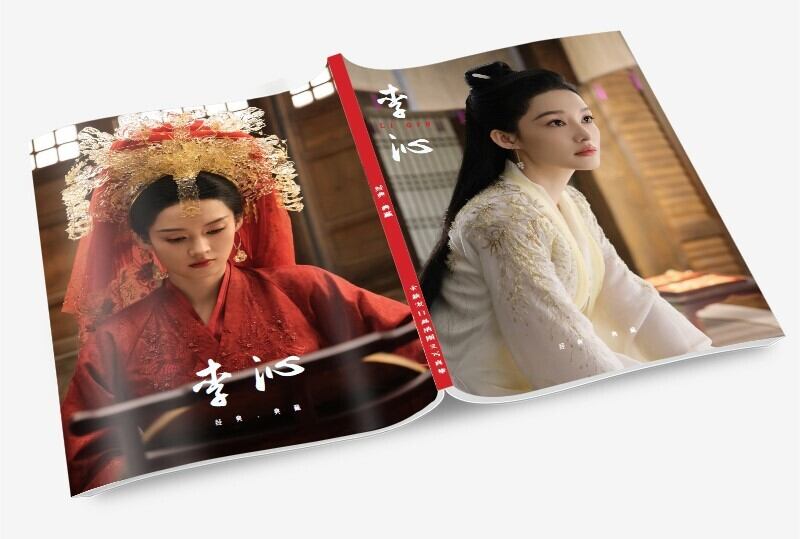 俳優『リー・チン(李沁)』写真集1冊 A4ポスター4枚 しおり4枚 LOMOカード10枚