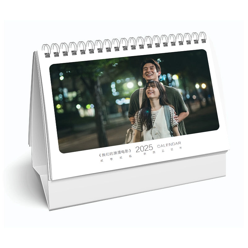 恋するムービー 写真集1冊 A4ポスター4枚 しおり4枚 LOMOカード10枚