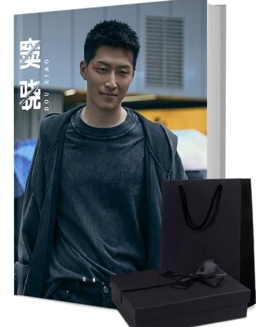 ショーン・ドウ(竇驍) 写真集1冊 A4ポスター4枚 しおり4枚 LOMOカード10枚