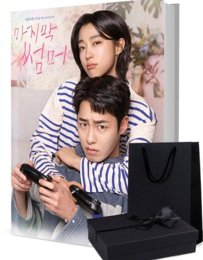 ラストサマー 初恋の再生 写真集1冊 A4ポスター4枚 しおり4枚 LOMOカード10枚